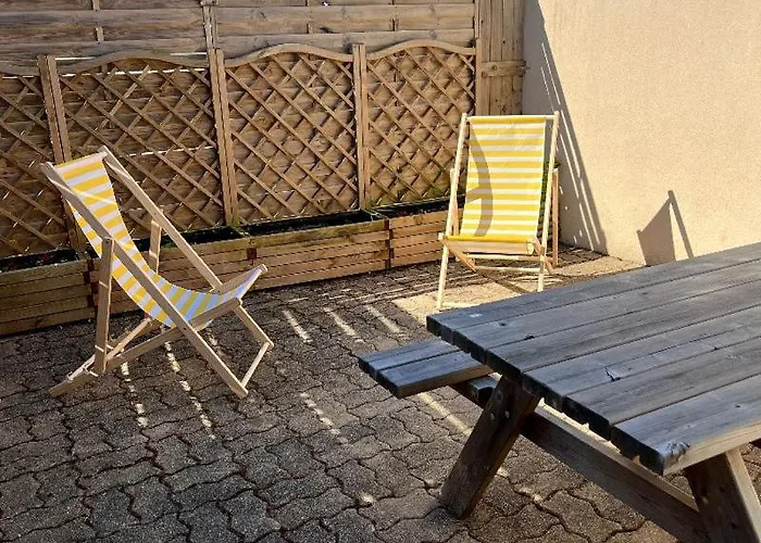 Studio Pour 2 Personnes A Tonnay Charente