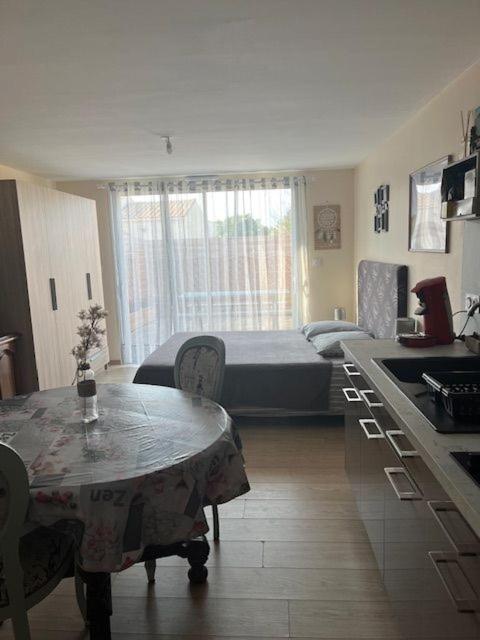 Pour 2 Personnes A Charente Apartment